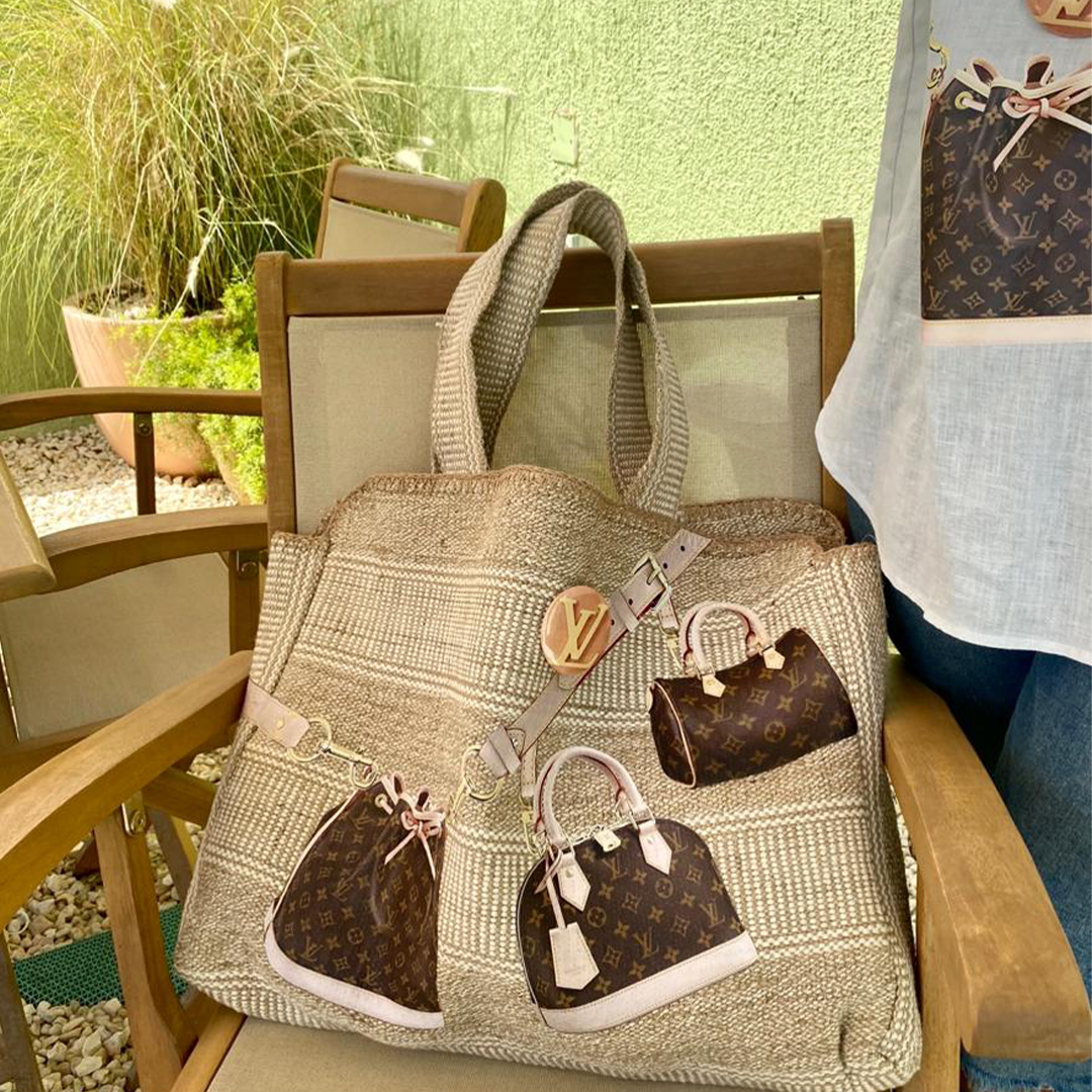 Elegant triple shots tot shopping bag